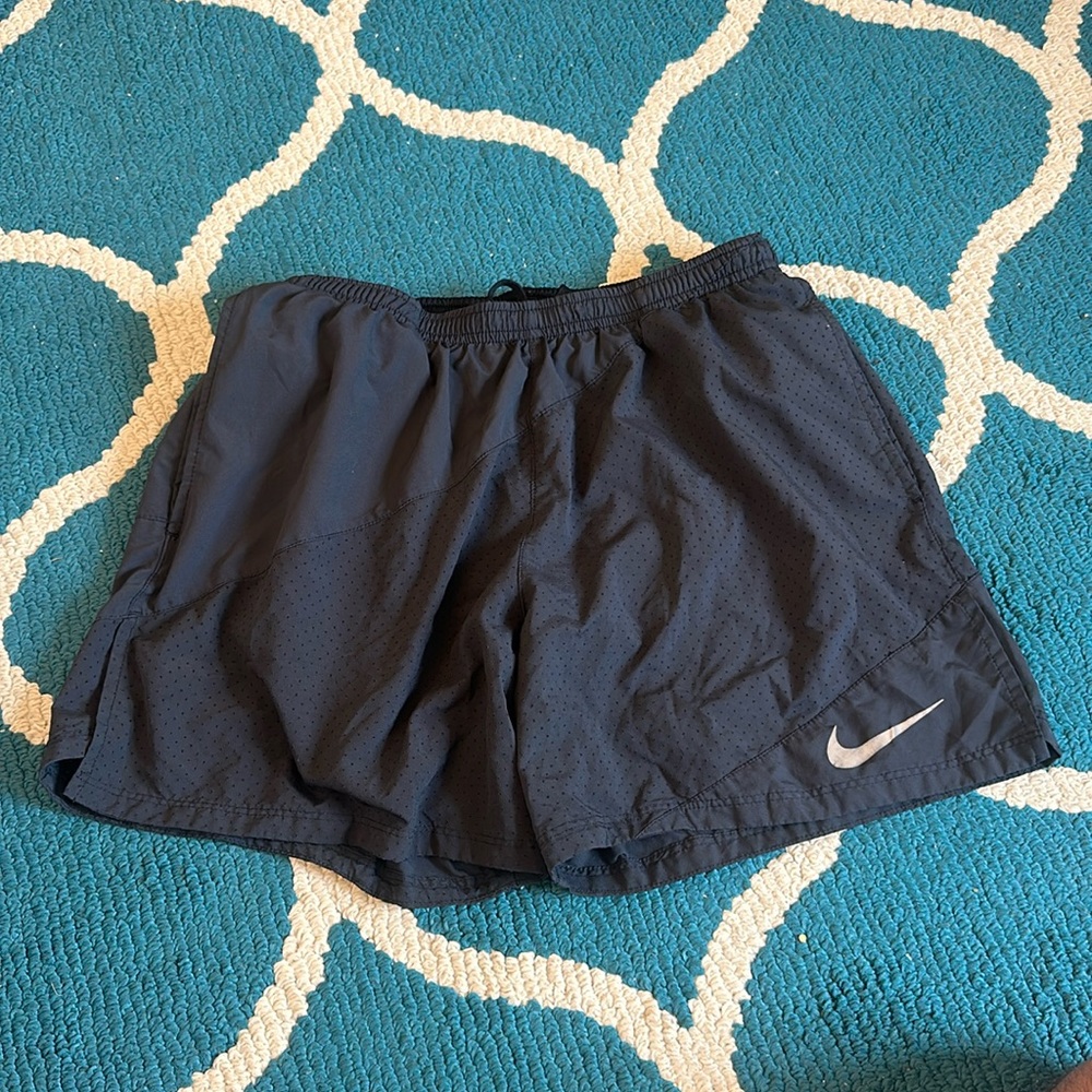 Nikes Men’s 5” Running Shorts